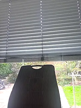 Snapshot of Luna_Lynn chatting on 04-21-26, 10:33 Luna Lynn online show from 04-21-26, 10:33