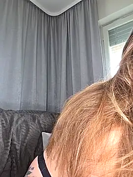 Luna Lynn online show from 03-15-26, 09:49