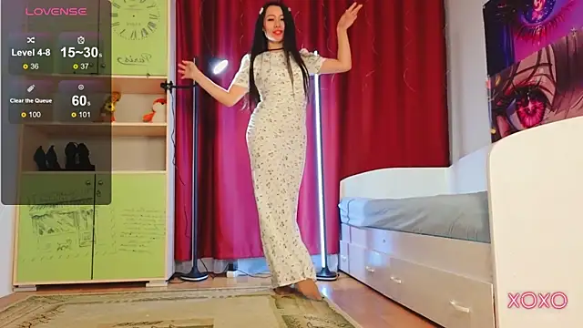 Milly  Foxy online show from 04-05-26, 01:18