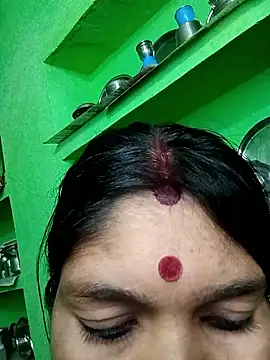 Priya tyagi online show from 10-18-25, 03:14