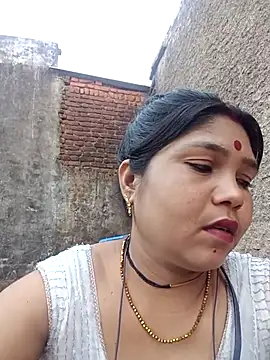 Priya tyagi online show from 09-19-25, 11:14