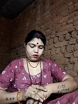 Priya tyagi online show from 09-29-25, 08:32