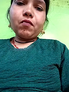 Priya tyagi online show from 10-22-25, 10:47