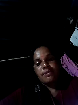 Snapshot of Hello_pinki chatting on 09-10-25, 01:54 Hello pinki online show from 09-10-25, 01:54