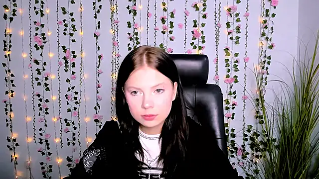 renata sweety online show from 09-09-25, 06:01
