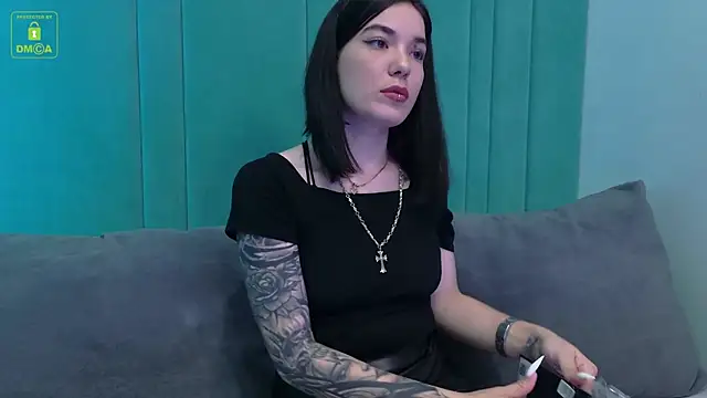 Snapshot of SupremeSiren chatting on 09-17-25, 03:36 SupremeSiren online show from 09-17-25, 03:36