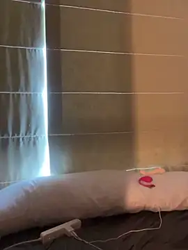 tw feibaby online show from 02-20-26, 06:48