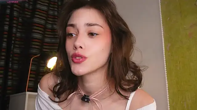 ttragedienne online show from 11-05-25, 01:52