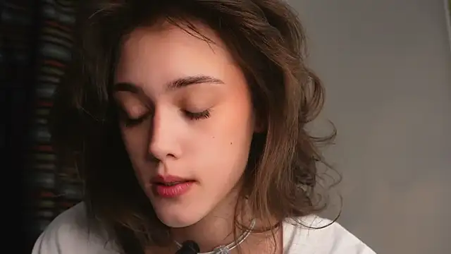 ttragedienne online show from 11-10-25, 01:38