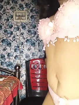 Snapshot of yours_sugar_babe chatting on 06-08-26, 11:00 yours sugar babe online show from 06-08-26, 11:00