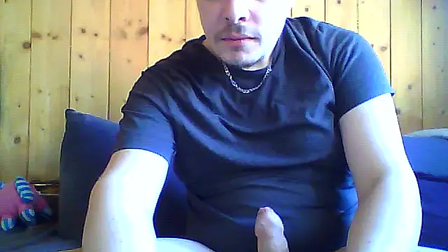 Marco1998ig online show from 04-23-26, 08:43