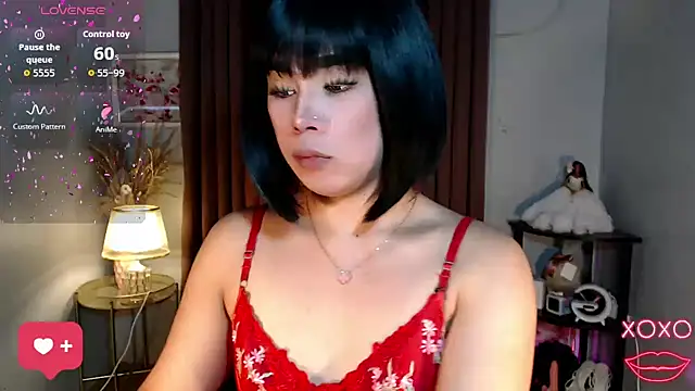 Snapshot of Kiethmadison_Miller chatting on 10-15-25, 07:05 Kiethmadison Miller online show from 10-15-25, 07:05