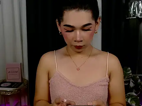 Snapshot of Kiethmadison_Miller chatting on 09-15-25, 12:00 Kiethmadison Miller online show from 09-15-25, 12:00