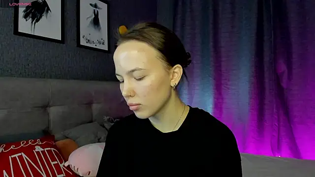 Maria Solis online show from 01-12-26, 01:01