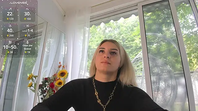 Snapshot of Ella_Vee chatting on 06-02-26, 06:13 Ella Vee online show from 06-02-26, 06:13