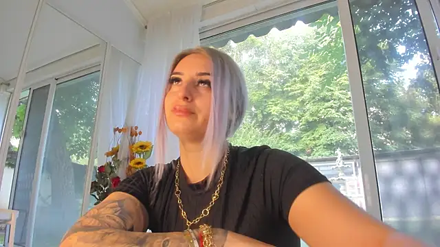 Ella Vee online show from 07-26-26, 04:41