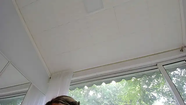 Ella Vee online show from 07-16-26, 05:59