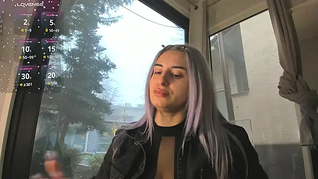 Snapshot of Ella_Vee chatting on 02-13-26, 06:46 Ella Vee online show from 02-13-26, 06:46