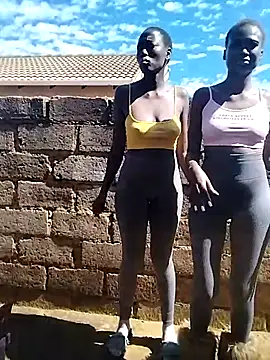 Melanin2002 online show from 04-21-26, 09:27