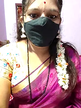 luci-queen online show from 09-15-25, 03:18