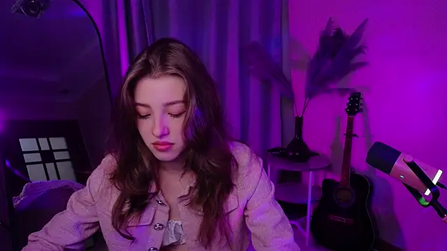 AstraMist online show from 09-22-25, 01:28