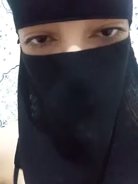 Snapshot of olivia-39 chatting on 09-22-25, 02:01 olivia-39 online show from 09-22-25, 02:01