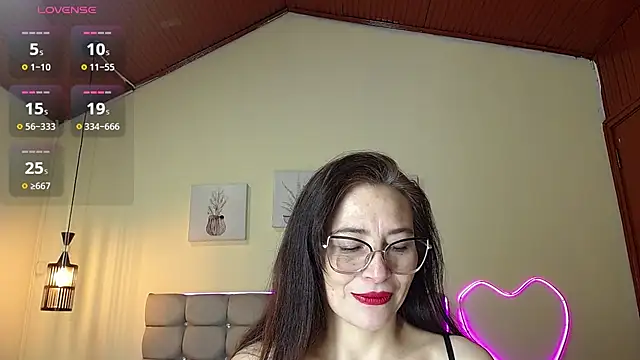  naomi s online show from 07-07-26, 01:36