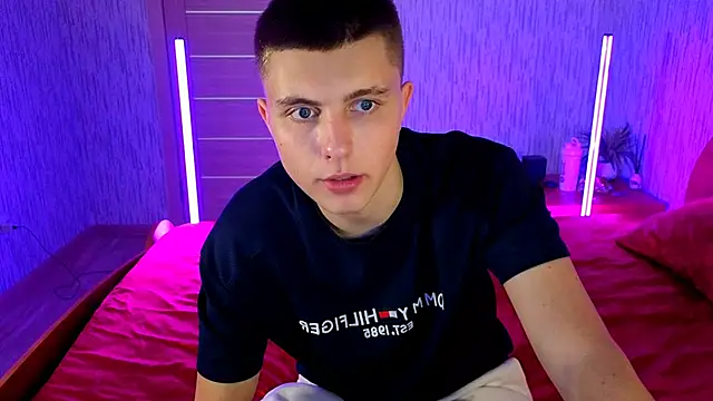 Denisx444 online show from 10-24-25, 10:09