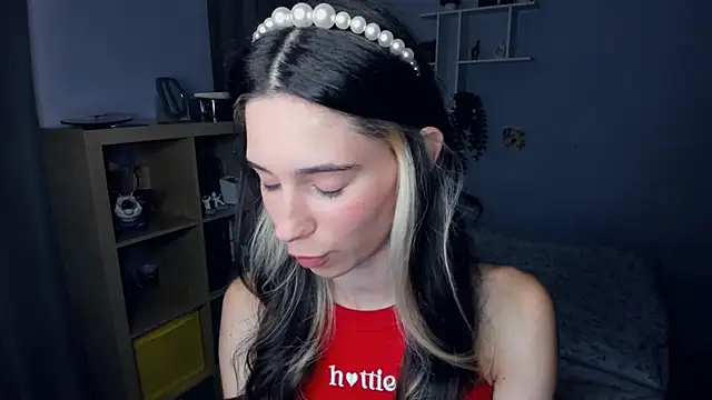 Snapshot of AntonettaTarring chatting on 09-15-25, 07:42 AntonettaTarring online show from 09-15-25, 07:42