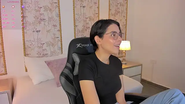 desireee  online show from 01-10-26, 12:11