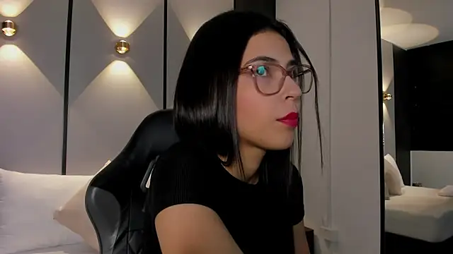 desireee  online show from 10-28-25, 12:26