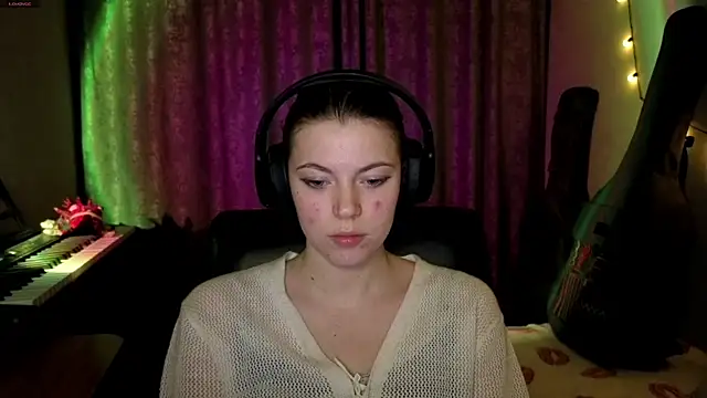 CutieAnny online show from 04-13-26, 09:30