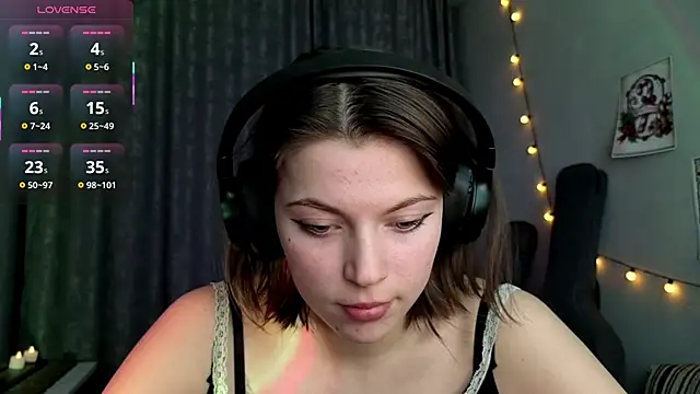 Snapshot of CutieAnny chatting on 02-04-26, 08:42 CutieAnny online show from 02-04-26, 08:42