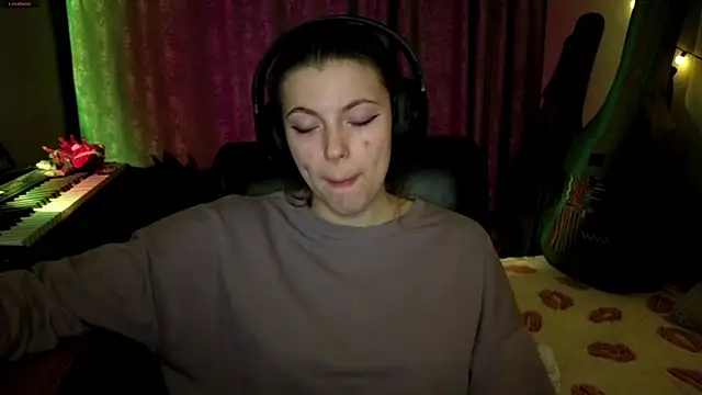 CutieAnny online show from 04-10-26, 09:33