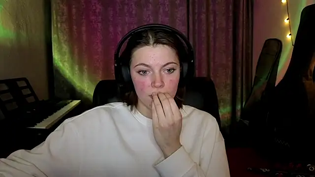 Snapshot of CutieAnny chatting on 02-23-26, 08:09 CutieAnny online show from 02-23-26, 08:09