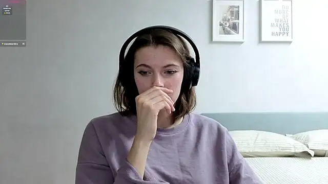 CutieAnny online show from 04-05-26, 12:34