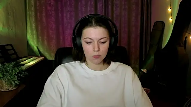 Snapshot of CutieAnny chatting on 02-20-26, 07:05 CutieAnny online show from 02-20-26, 07:05