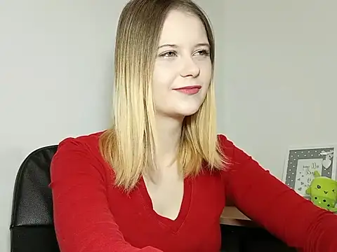 LydiaYoung online show from 10-10-25, 06:09