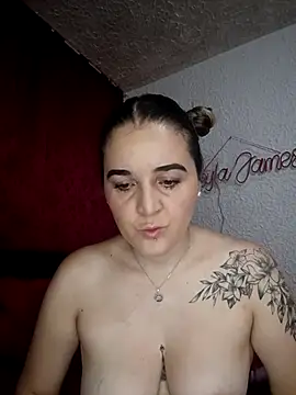 leyla james  online show from 09-27-25, 03:07