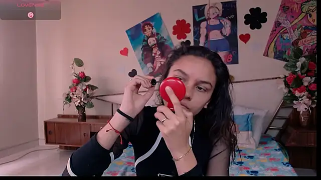 Skylovershot online show from 10-16-25, 04:04