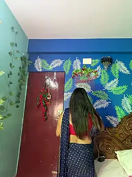 Snapshot of V-Hot-Sweti chatting on 06-04-26, 05:28 V-Hot-Sweti online show from 06-04-26, 05:28
