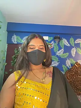 Snapshot of V-Hot-Sweti chatting on 04-24-26, 05:48 V-Hot-Sweti online show from 04-24-26, 05:48