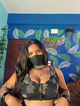 Snapshot of V-Hot-Sweti chatting on 06-21-26, 05:08 V-Hot-Sweti online show from 06-21-26, 05:08