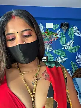 Snapshot of V-Hot-Sweti chatting on 06-10-26, 05:03 V-Hot-Sweti online show from 06-10-26, 05:03