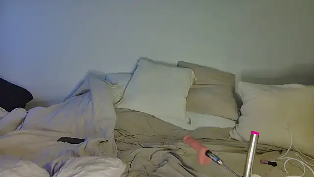 Horny mom40 online show from 10-10-25, 08:42