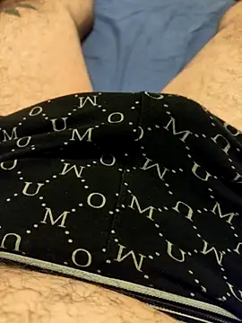   Mike    online show from 11-11-25, 01:33