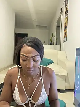 zaracollins01 online show from 10-31-25, 12:07