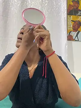 zaracollins01 online show from 11-30-25, 03:40