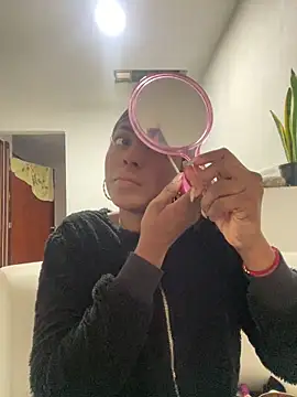 zaracollins01 online show from 09-20-25, 03:17