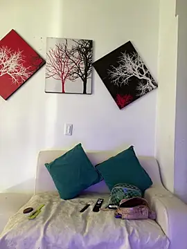 zaracollins01 online show from 11-12-25, 01:48